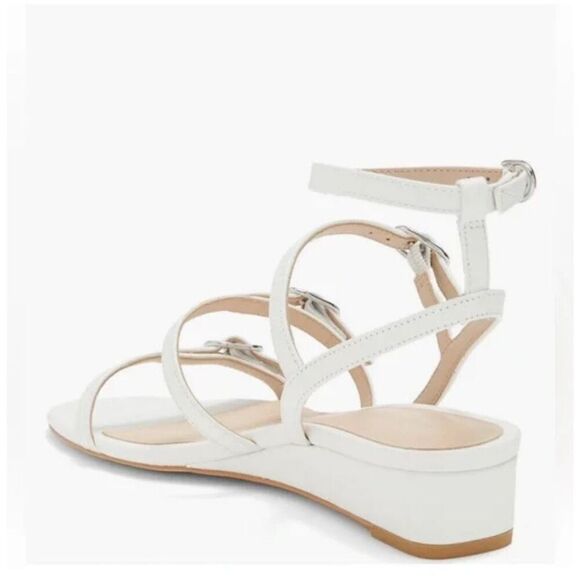 STUART WEITZMAN Grecian Buckle Wedge Sandal In White leather size 7.5 NWB - Picture 5 of 6